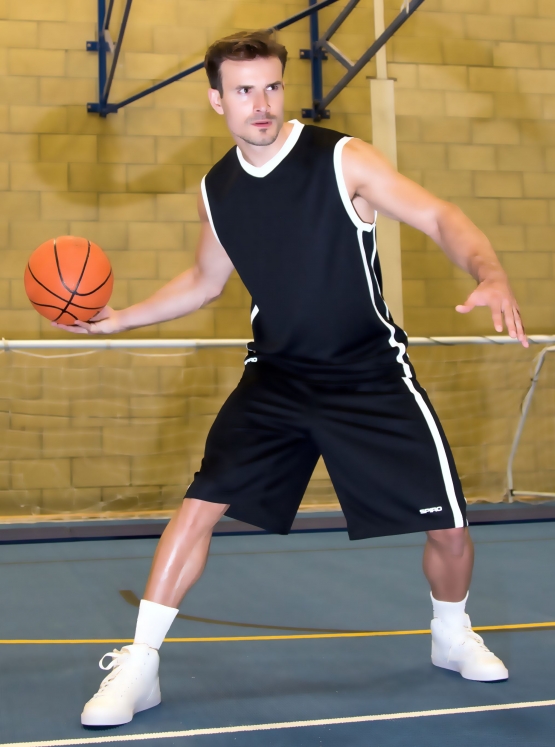 BASKETBALL - Evolution !  TRIKOT Tank Shirt S M L XL XXL 3XL 4XL 5XL Rot, Schwarz, Blau Teamshirt auch mit Shorts erhältlich.